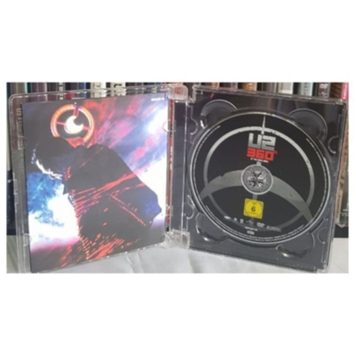 U2 - 360 At The Rose Bowl | Dvd image number 2.0
