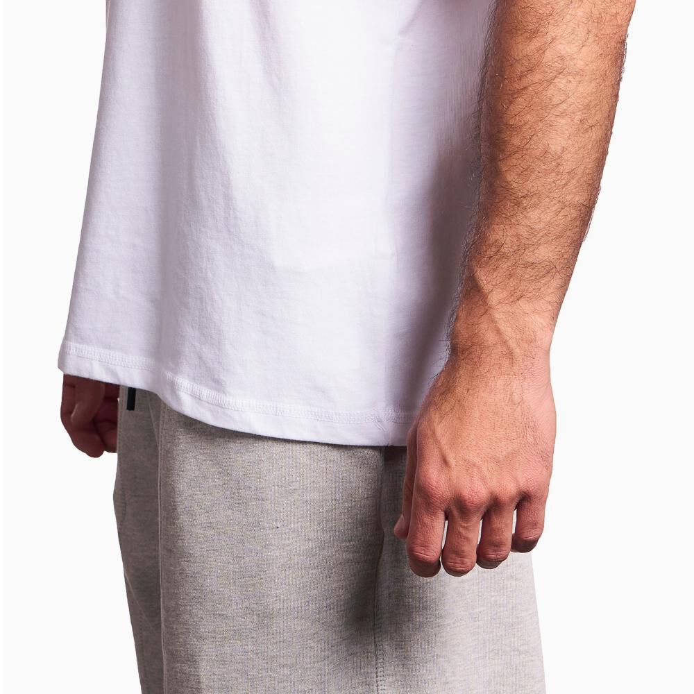 Polera Umbro Essentials Square Logo image number 4.0