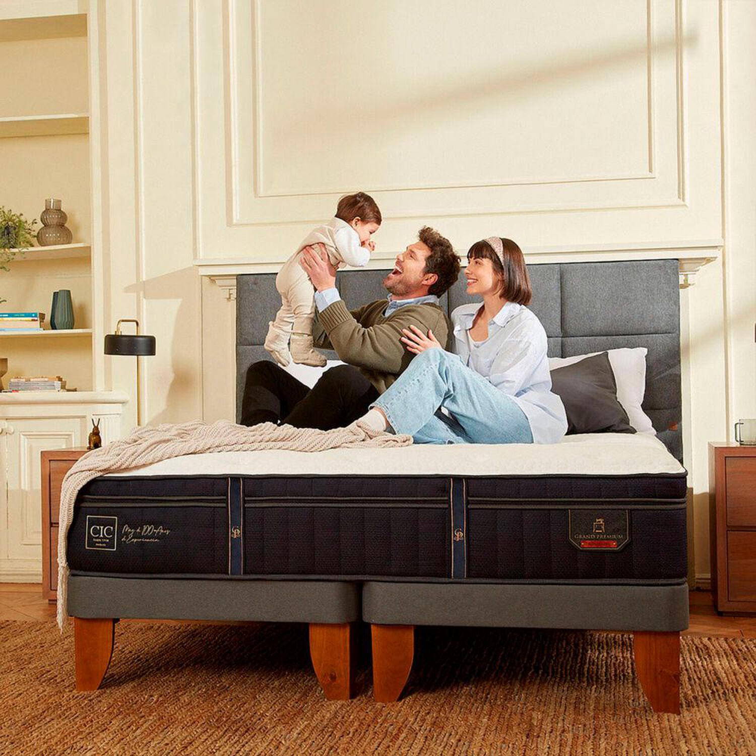 Cama Europea Cic Linea Premium / King / Base Dividida + Respaldo image number 8.0