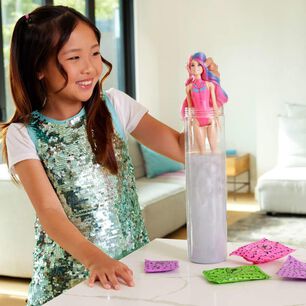 Mu&ntilde;eca Barbie Moda Disco Sorpresa