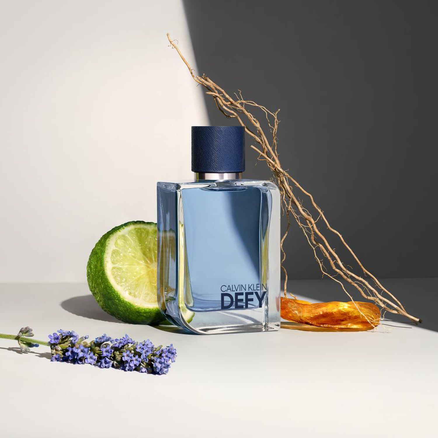 Perfume Hombre Ck Defy Calvin Klein / 50ml / Eau De Toilette image number 3.0