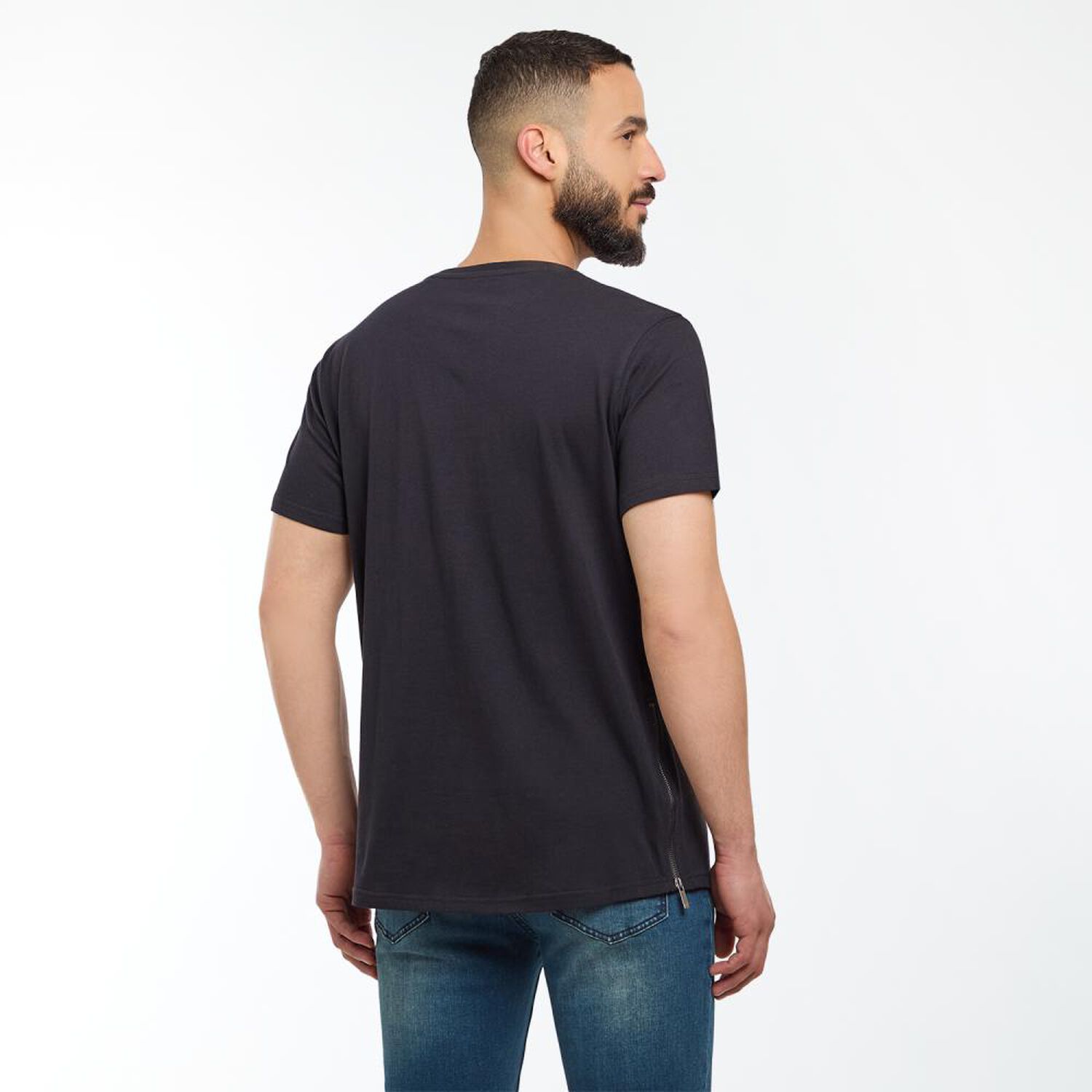 Polera Slim Fit Manga Corta Hombre Az Black image number 3.0