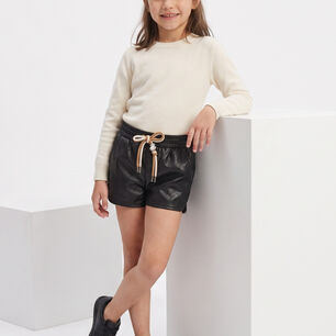 Short Ecocuero Ni&ntilde;a Simil Cuero Con Cordon Ajustable