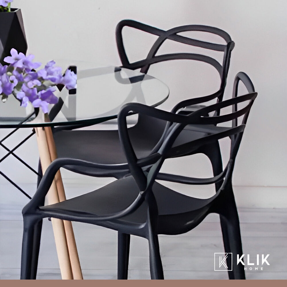 Comedor Terraza - 2 Sillas Master Negras Y Mesa Eames De Vidrio 80cm image number 7.0