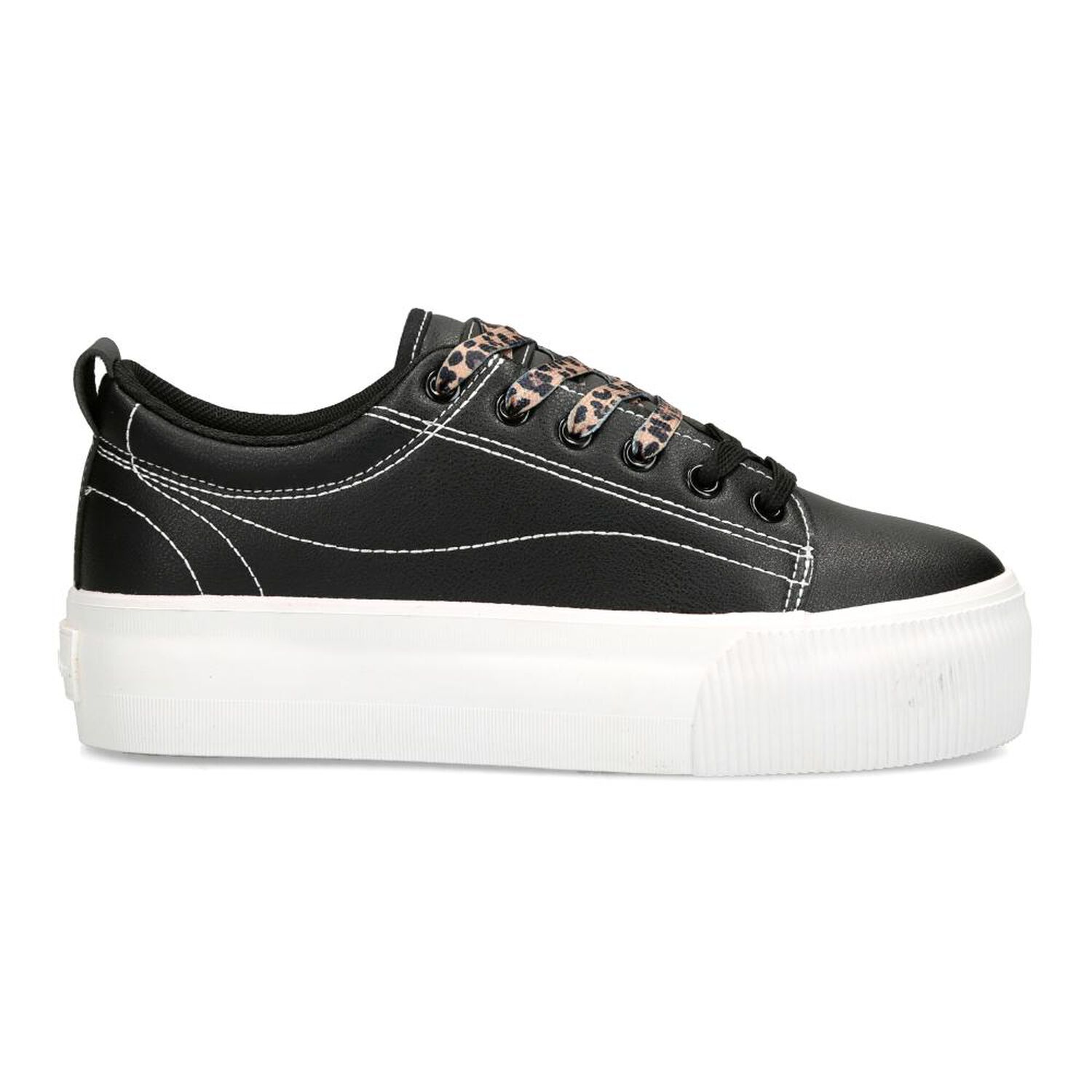 Zapatilla Urbana Mujer Freedom Black image number 2.0