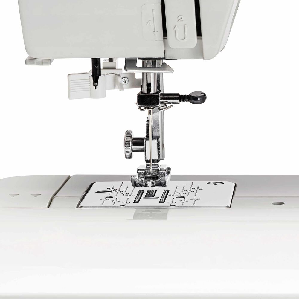 Máquina De Coser Elna Explore 220s image number 4.0
