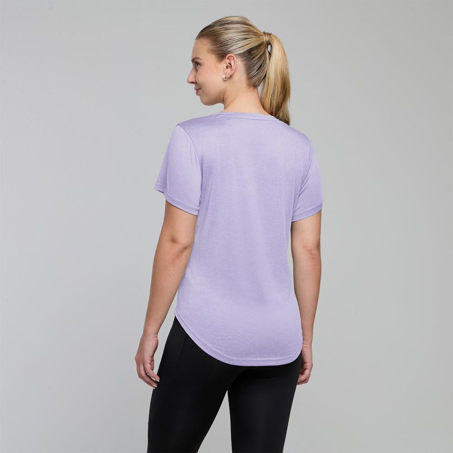 Polera Deportiva Lisa Slim Manga Corta Cuello Redondo Mujer Wetland image number 1.0