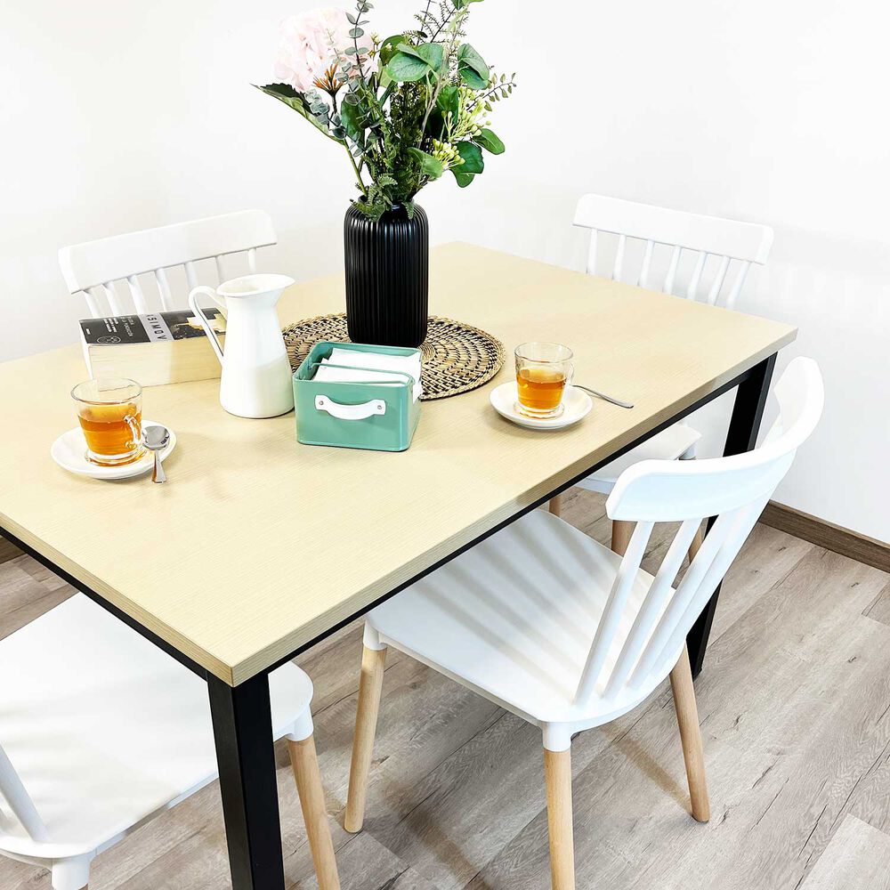 Juego De Comedor New York + 4 Sillas Windsor Blancas image number 3.0