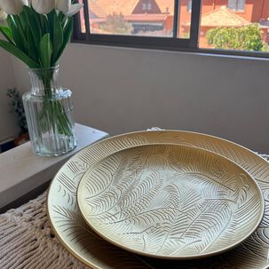Set De 2 Platos Decorativos - Dise&ntilde;o Hojas