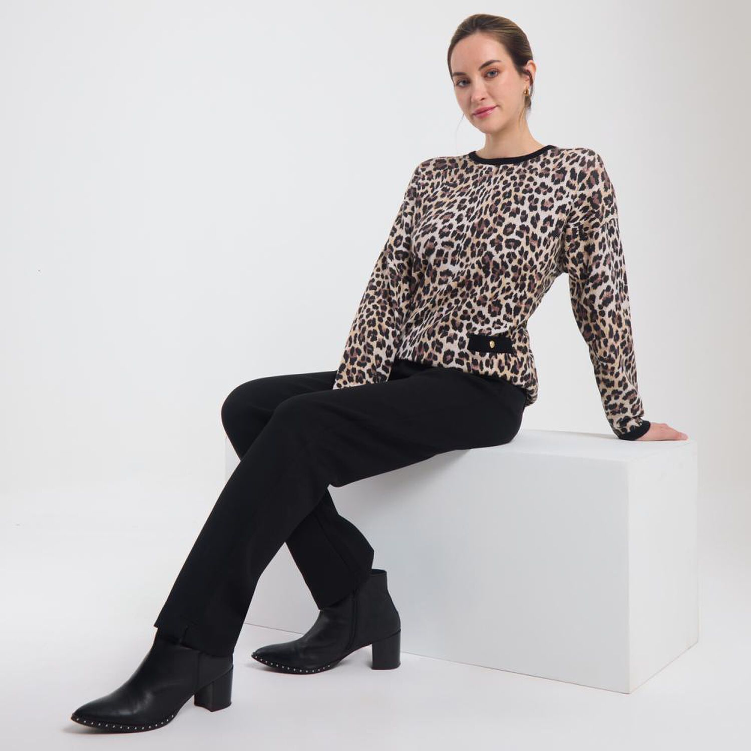 Sweater Animal Print Manga Larga Cuello Redondo Mujer Lesage image number 1.0