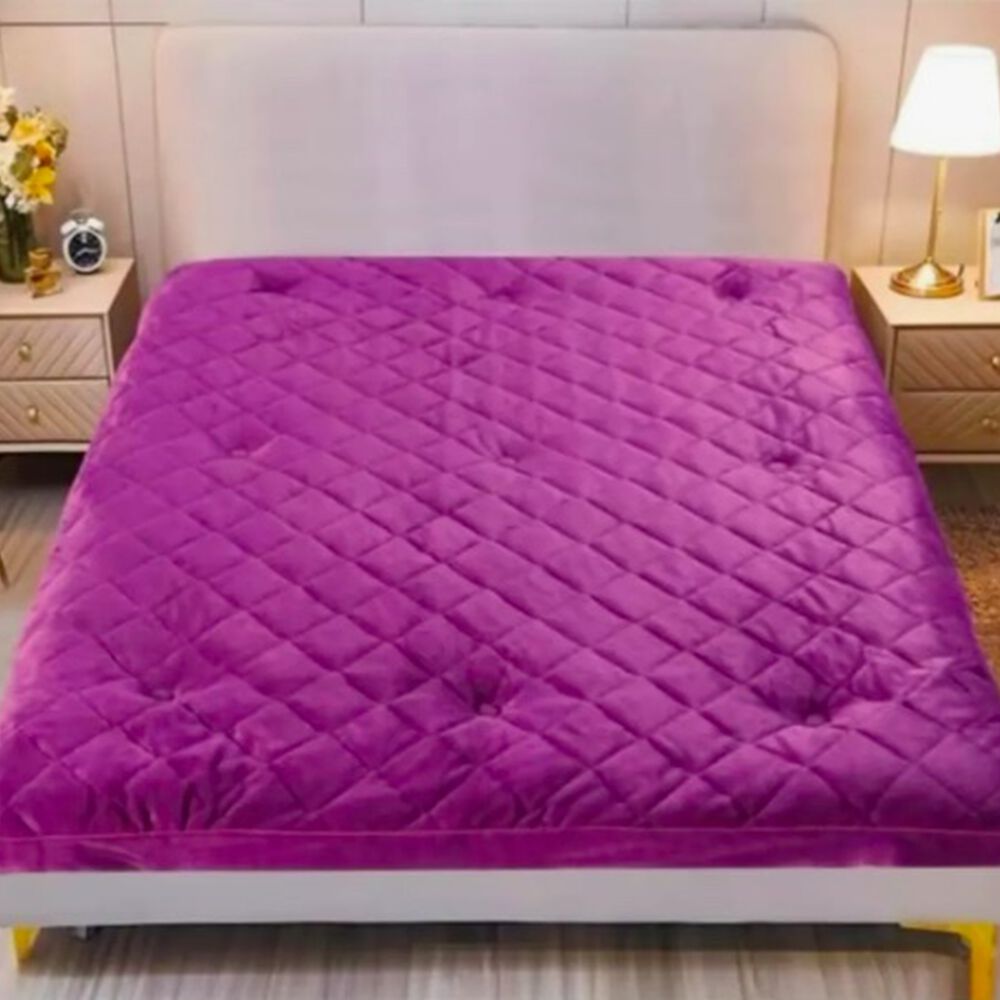 Cubre Colch&oacute;n Plush Acolchado 2 Plazas Morado image number 0.0