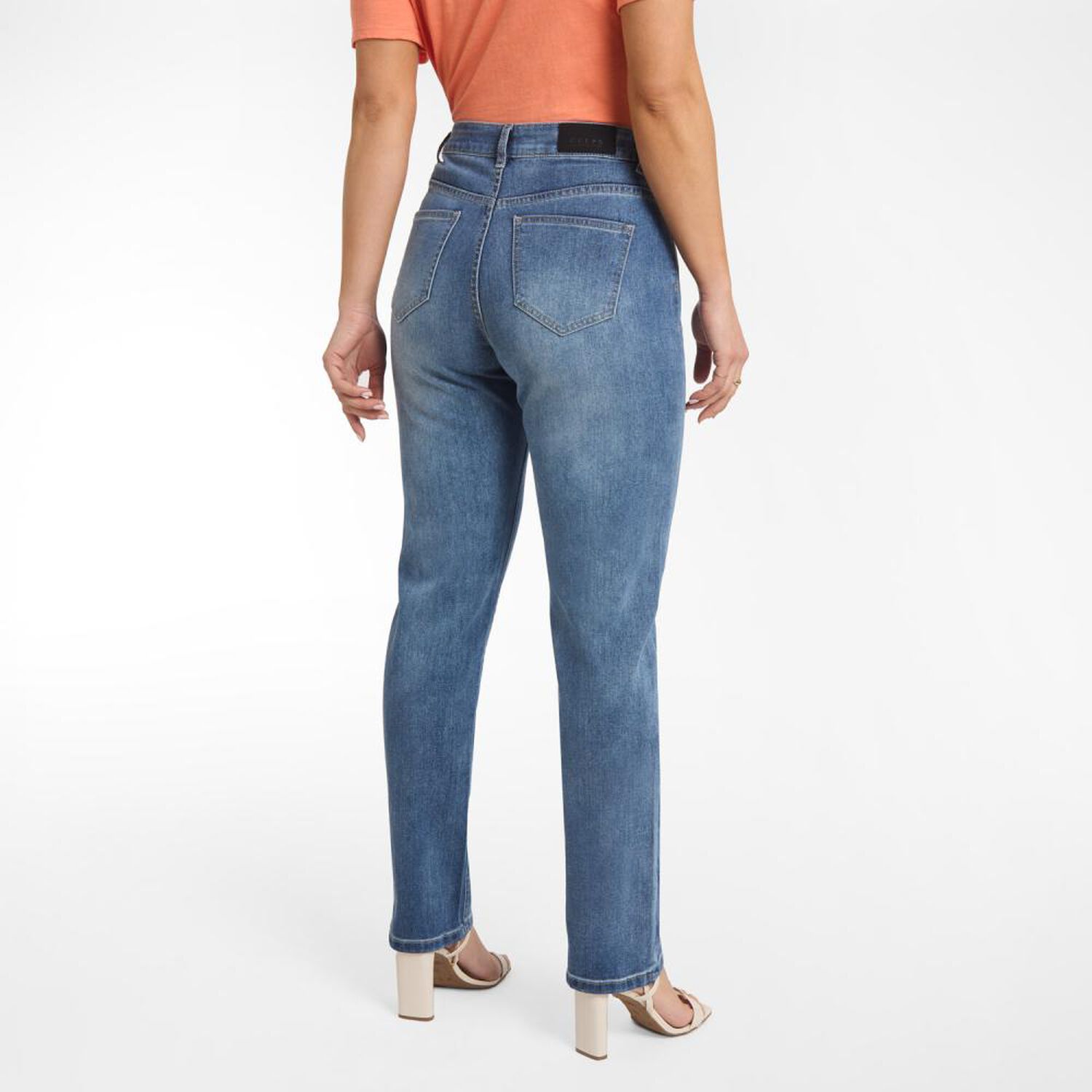 Jeans Cl&aacute;sico Tiro Medio Regular Mujer Geeps image number 3.0