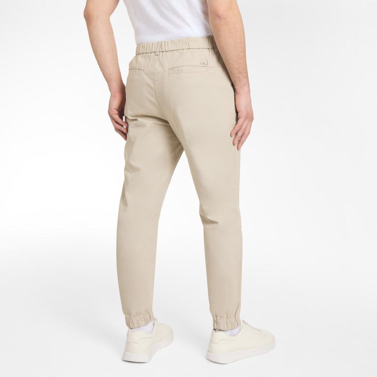 Pantal&oacute;n Liso Tiro Medio Slim Fit Hombre Az Black image number 3.0