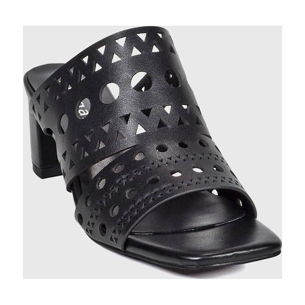 Sandalia Cuero Alegra Negro image number 4.0