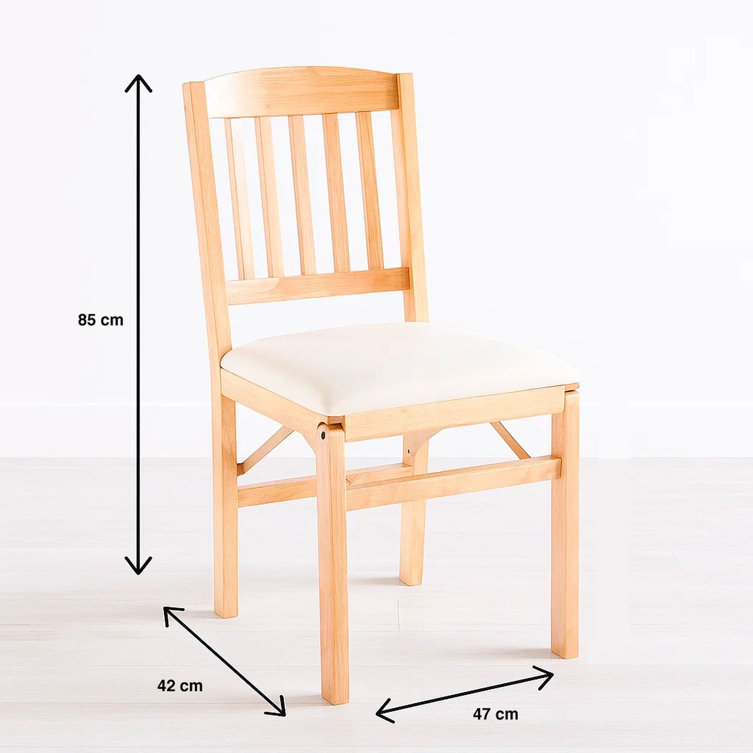 Silla Moderna Plegable De Madera Clara Con Tapizado Neutro image number 3.0