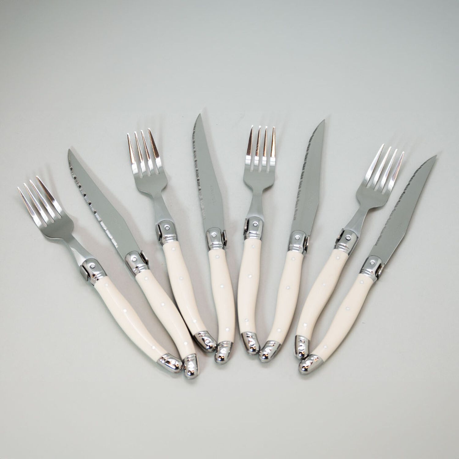 Set Cuchilleria Kingstone Bristol / 8 Piezas image number 1.0