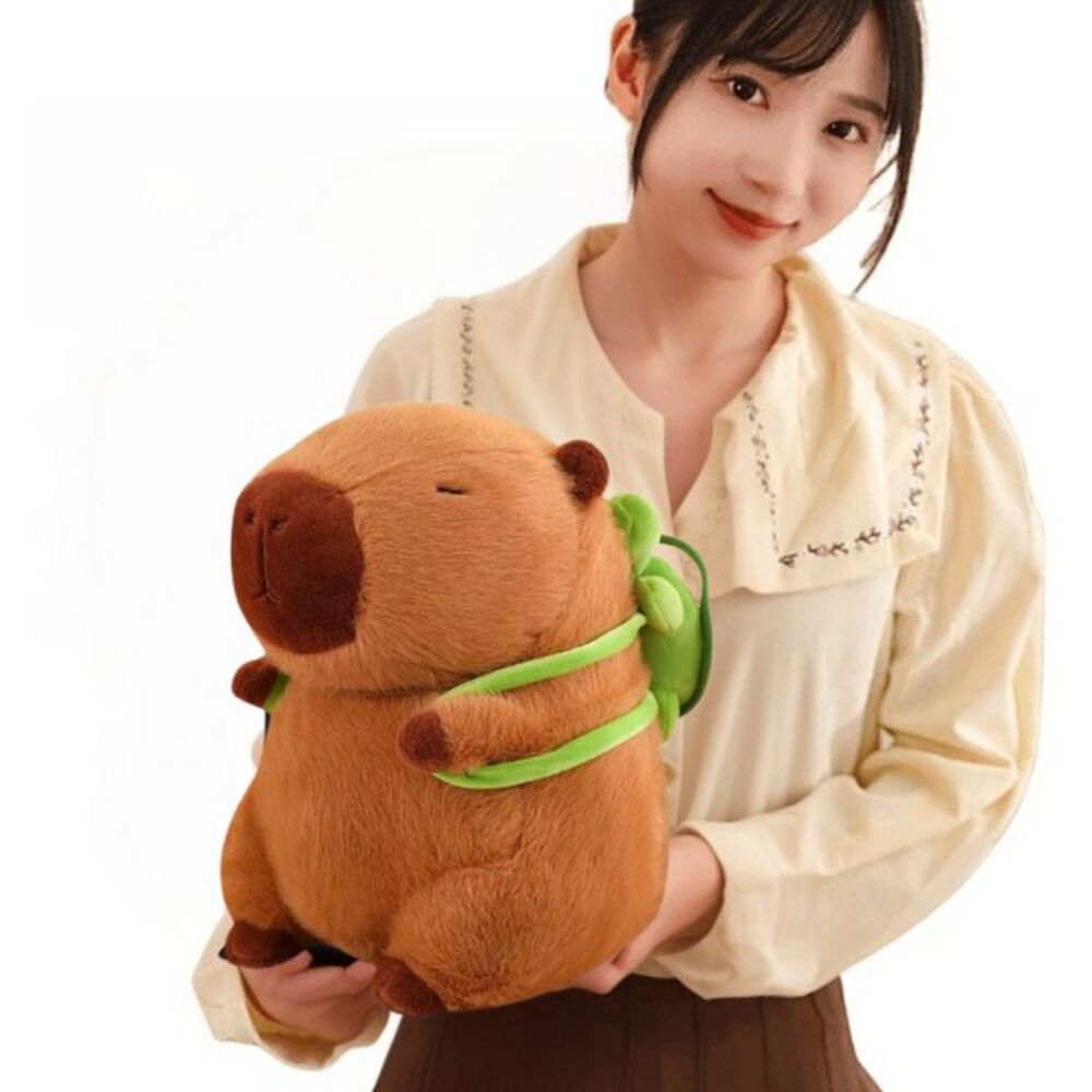 Peluche De Capibara Kawaii Carpincho Mochila Tortuga 30cm image number 1.0