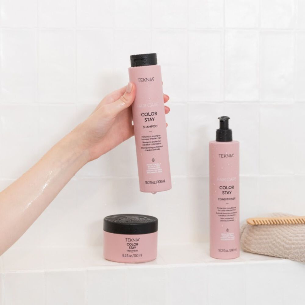 Shampoo Lakme Teknia Color Stay 300ml image number 1.0