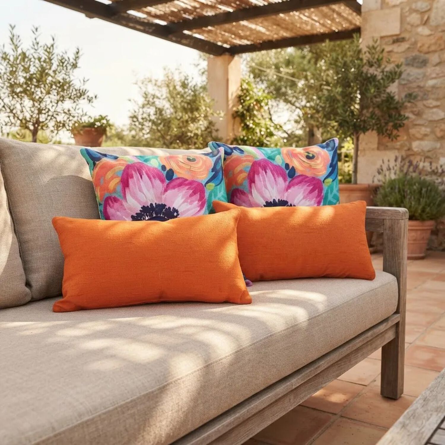 Set De 4 Cojines Decorativos Jard&iacute;n Acuarela Naranja image number 0.0