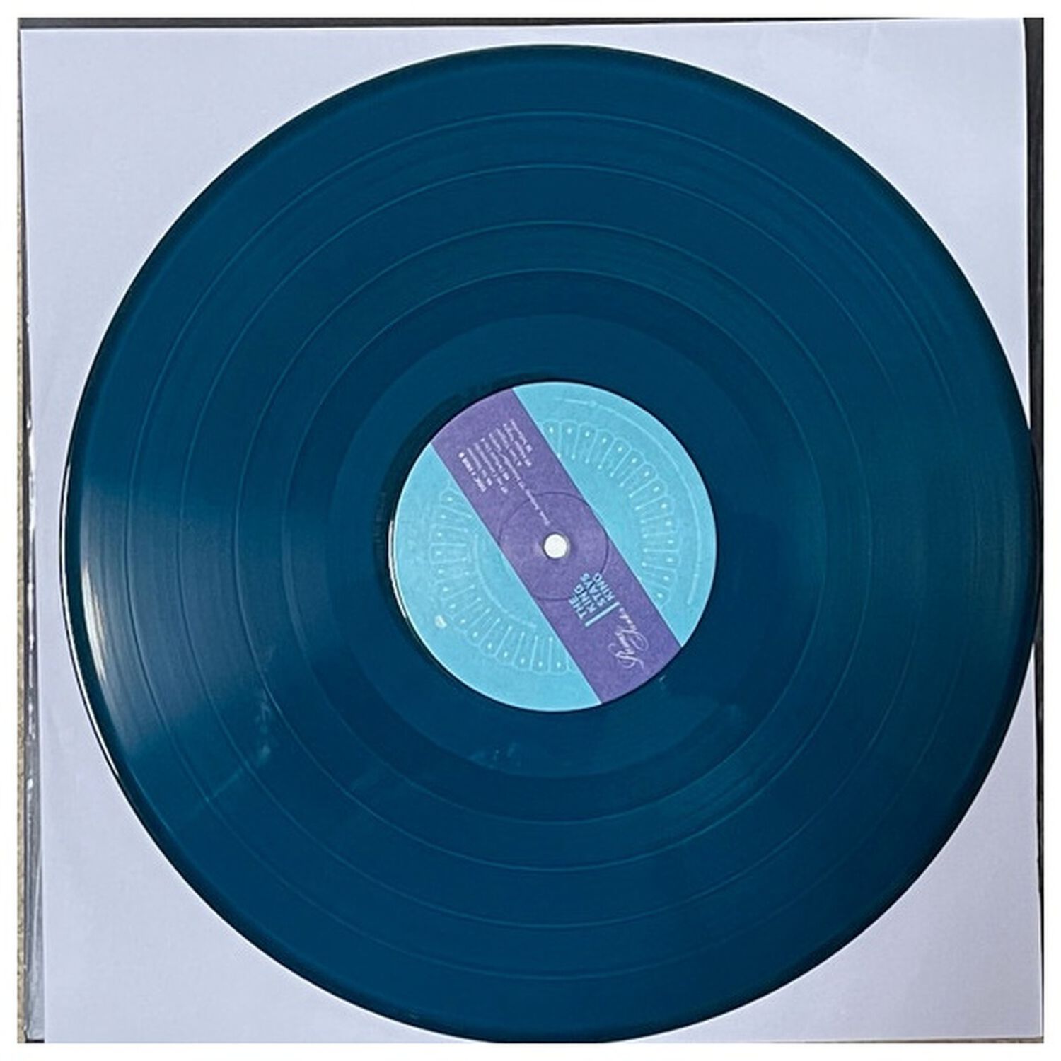 Romeo Santos - King Stays King: Sold Out At Madison Square Garden (2lp) (sea Blue Vinyl) | Vinilo image number 2.0