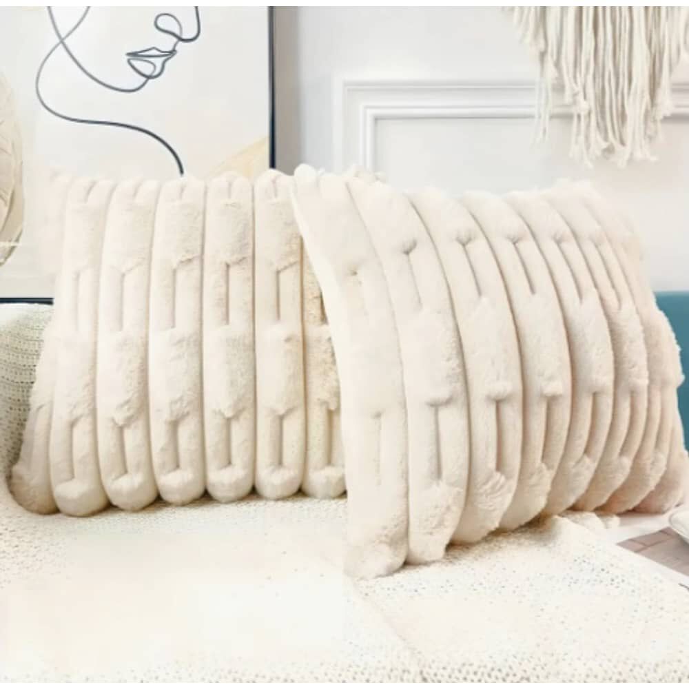 Set Piecera Premium + 2 Fundas Coj&iacute;n Crema image number 1.0