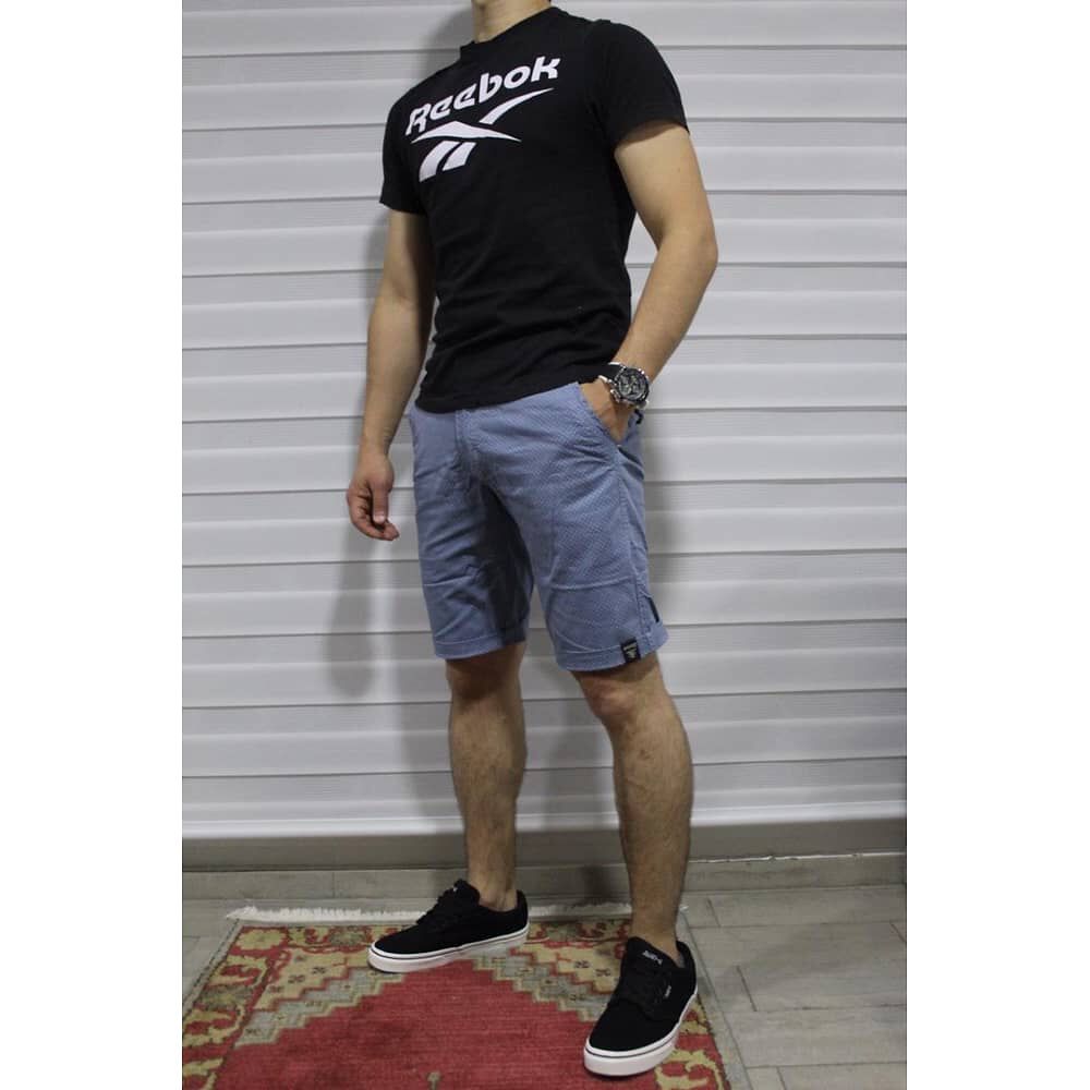 Bermuda Elasticada Slim Fit Celeste Con Dise&ntilde;o image number 3.0