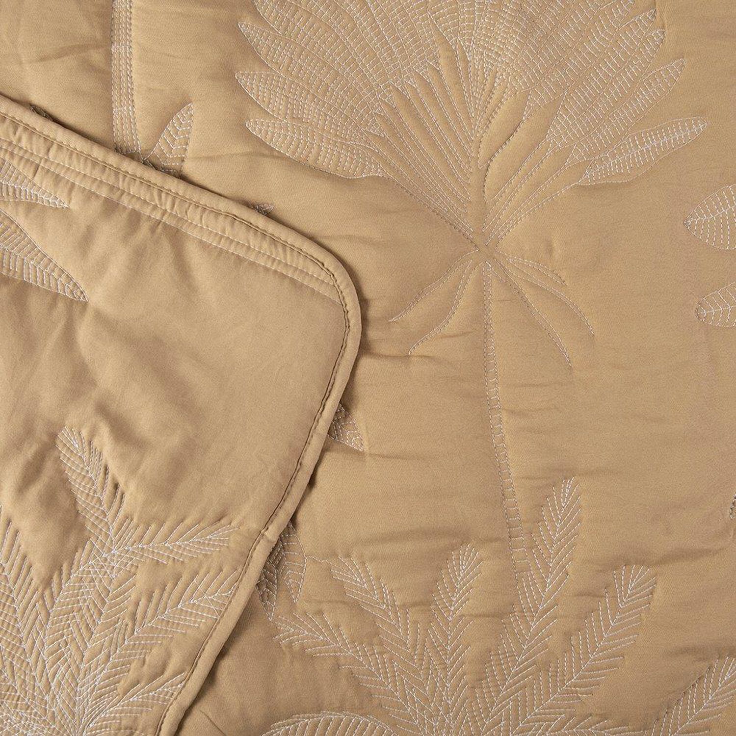 Quilt Jungle 1.5 Pl Camel image number 2.0