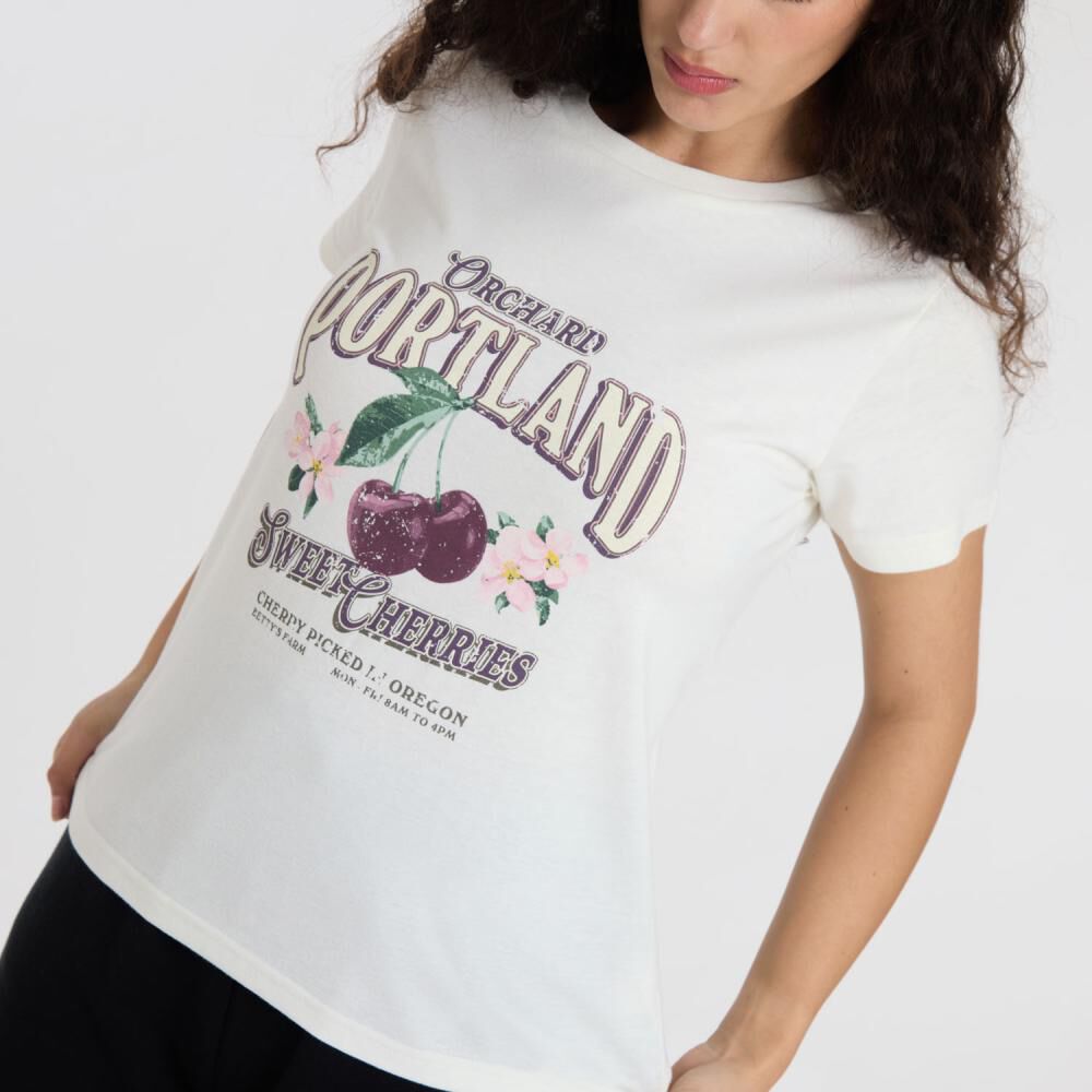 Polera Print Frutas Manga Corta Cuello Redondo Mujer Freedom image number 4.0