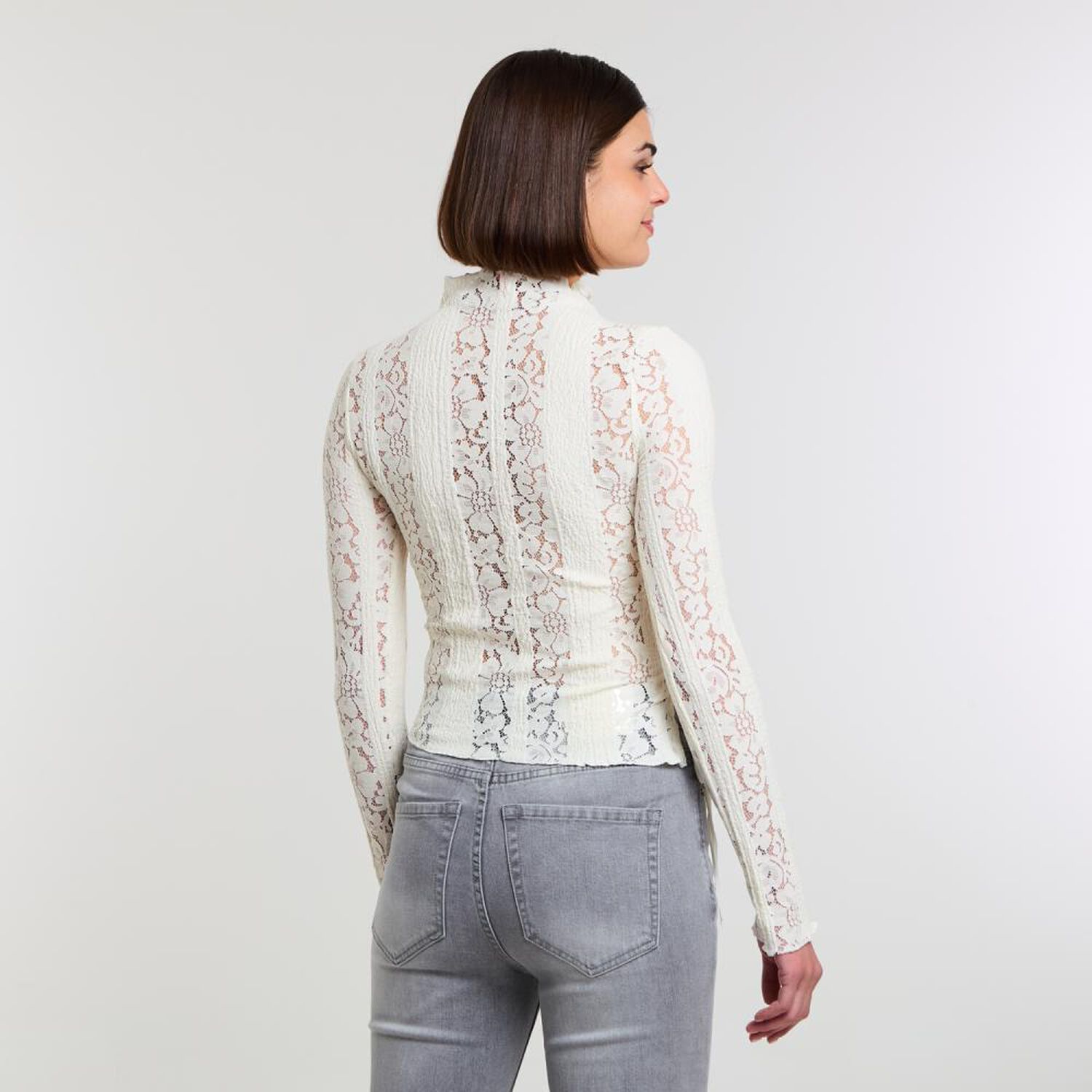 Polera Encaje Manga Larga Cuello Alto Mujer Rolly Go image number 3.0