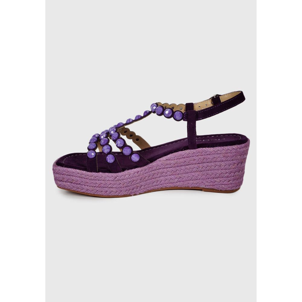 Sandalia Cuero Eunis Rojo image number 1.0