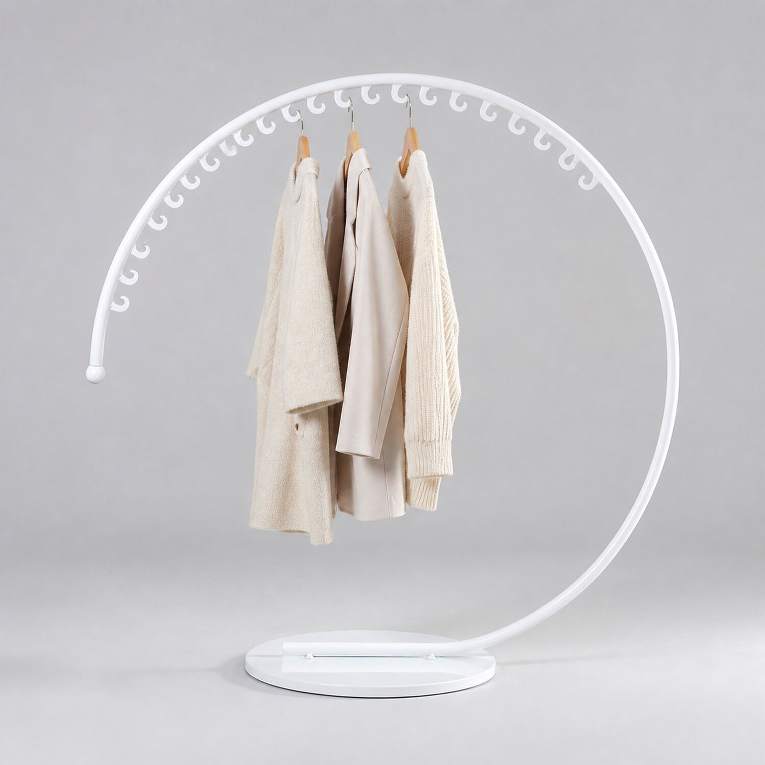Perchero Colgador Exhibidor Circular Metalico Con 30 Ganchos Color Blanco image number 1.0