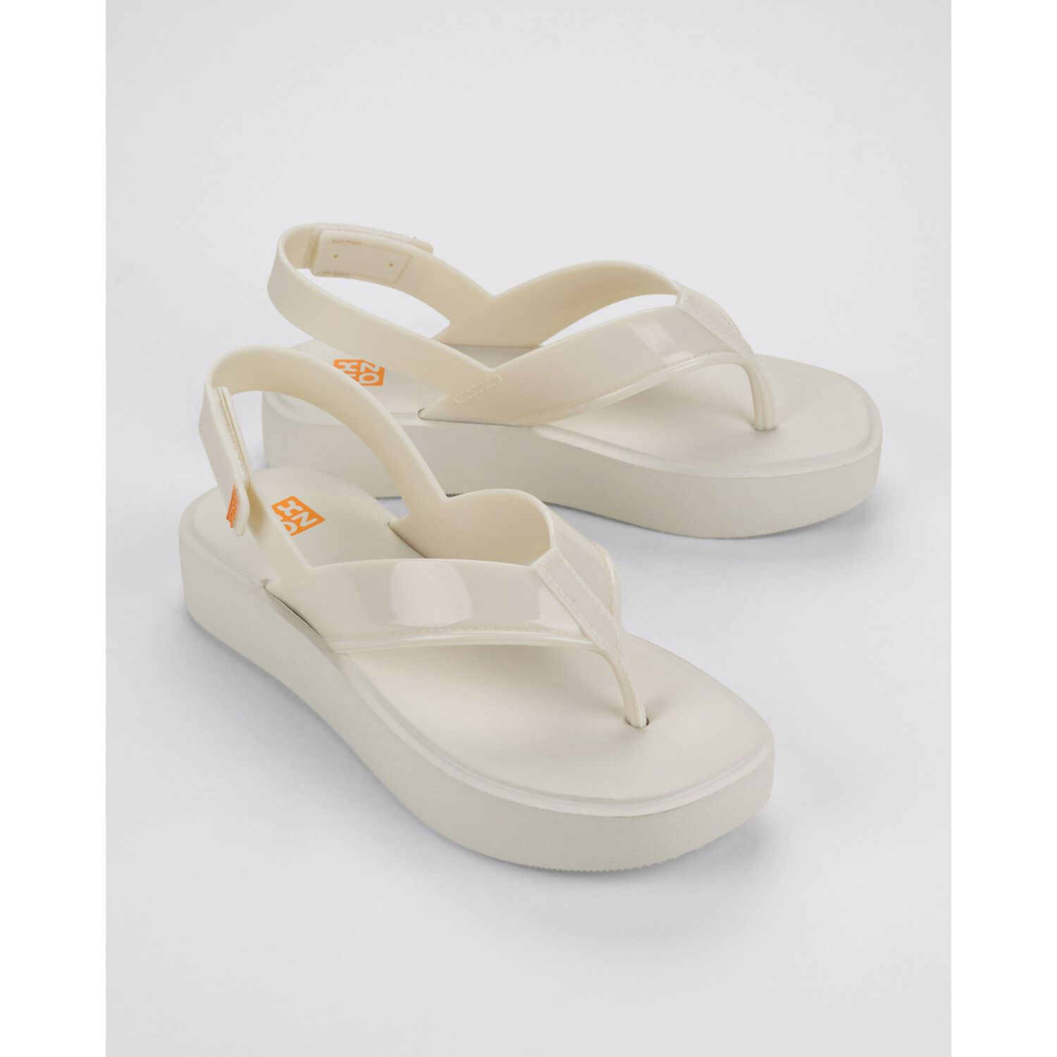 Sandalia Mujer Hueso Blink Zaxy image number 3.0