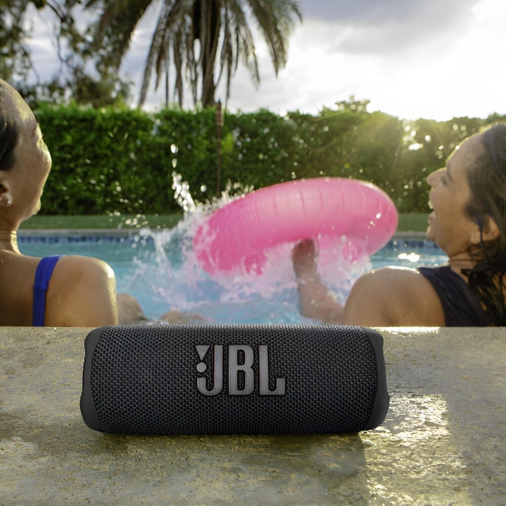 Parlante Port&aacute;til Jbl Flip 6 Black Edition Waterproof 12 Hrs image number 6.0