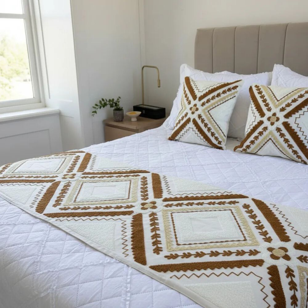 Set De Pieceras Bordadas + Fundas image number 3.0