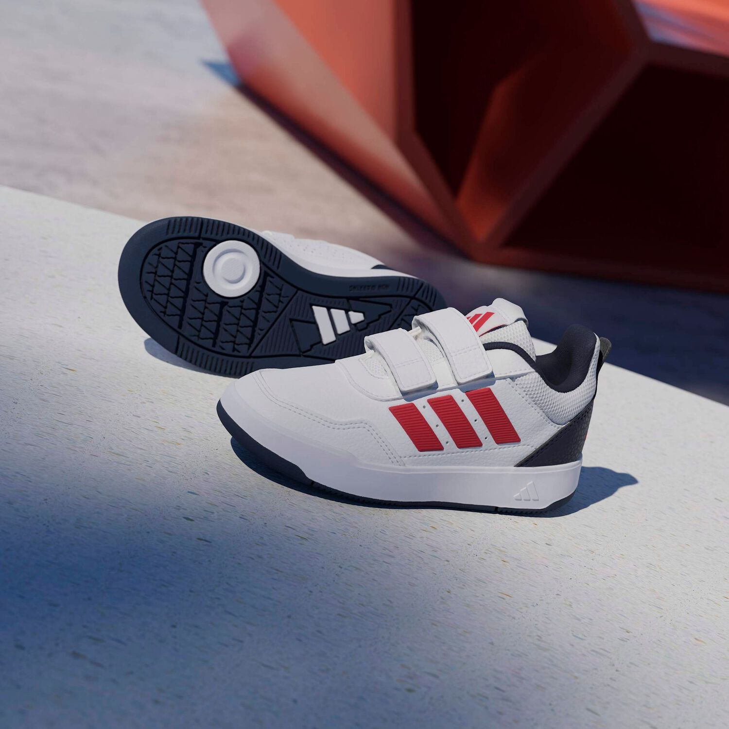 Zapatilla Adidas Tensaur Sport 3.0 Cf Ni&ntilde;o Blanco image number 2.0