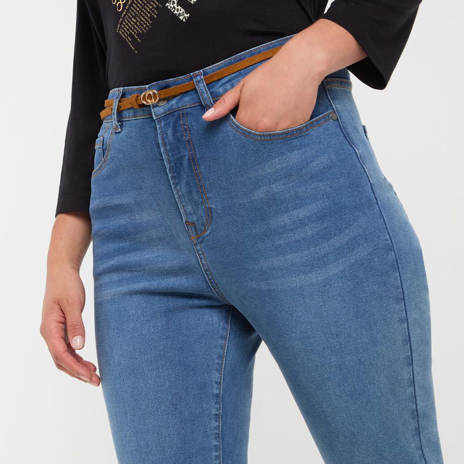 Jeans Lavado Con Cintur&oacute;n Tiro Medio Skinny Mujer Sexy Large image number 4.0