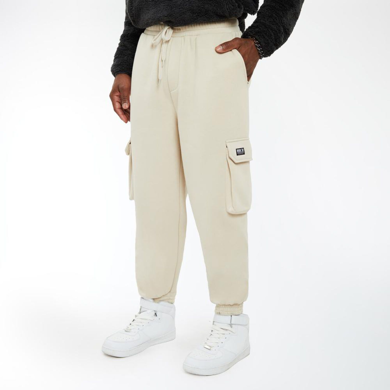 Pantal&oacute;n De Buzo Tiro Medio Regular Hombre Rolly Go image number 2.0