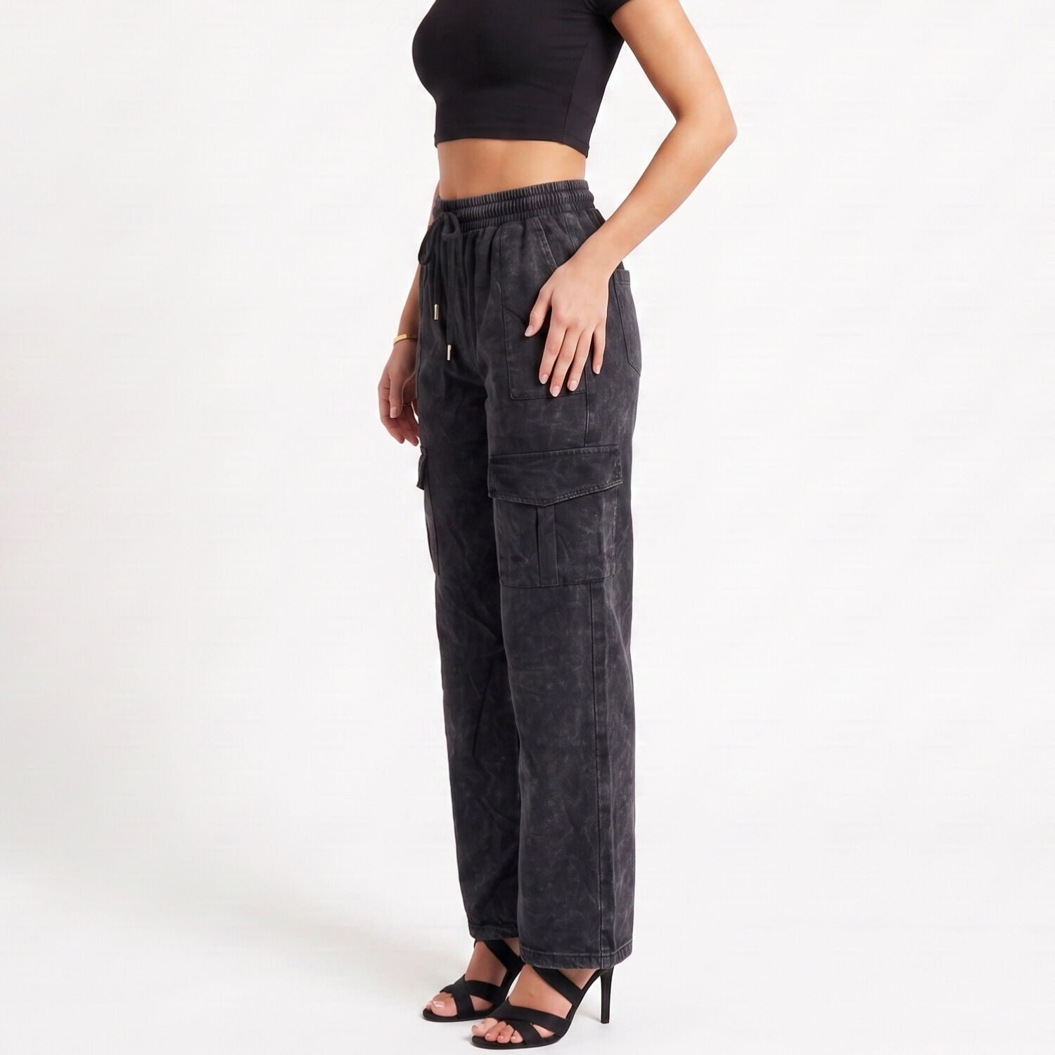Buzo Acid Wash Cargo Wide Leg Mujer image number 1.0