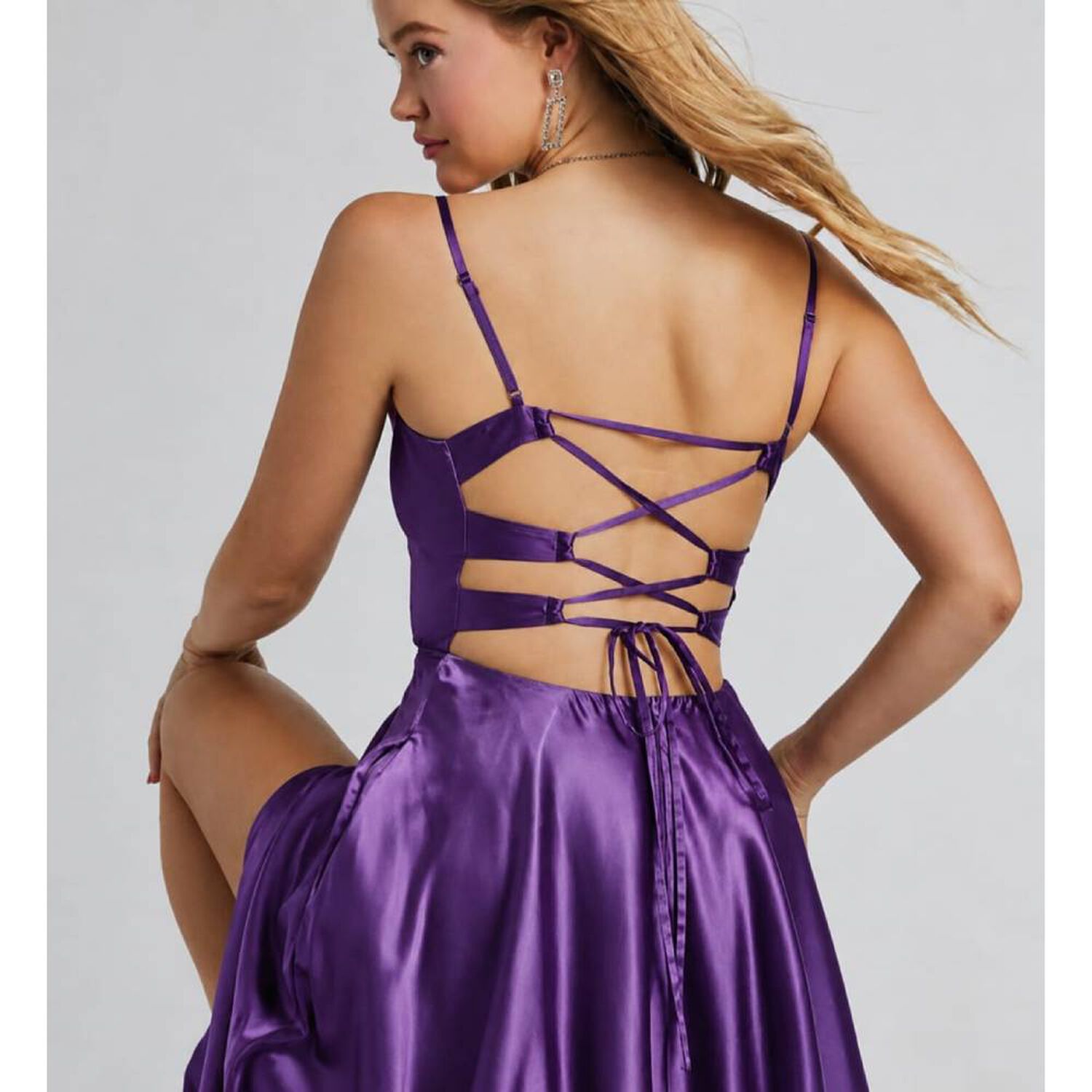 Vestido Satin Kendra Morado image number 3.0