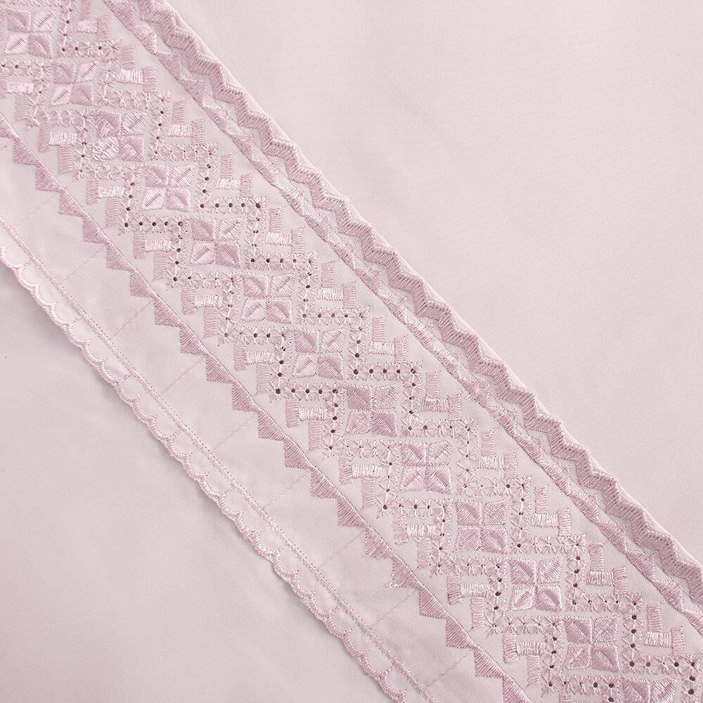 Sabana Plumetti Broderie King Rosado image number 3.0