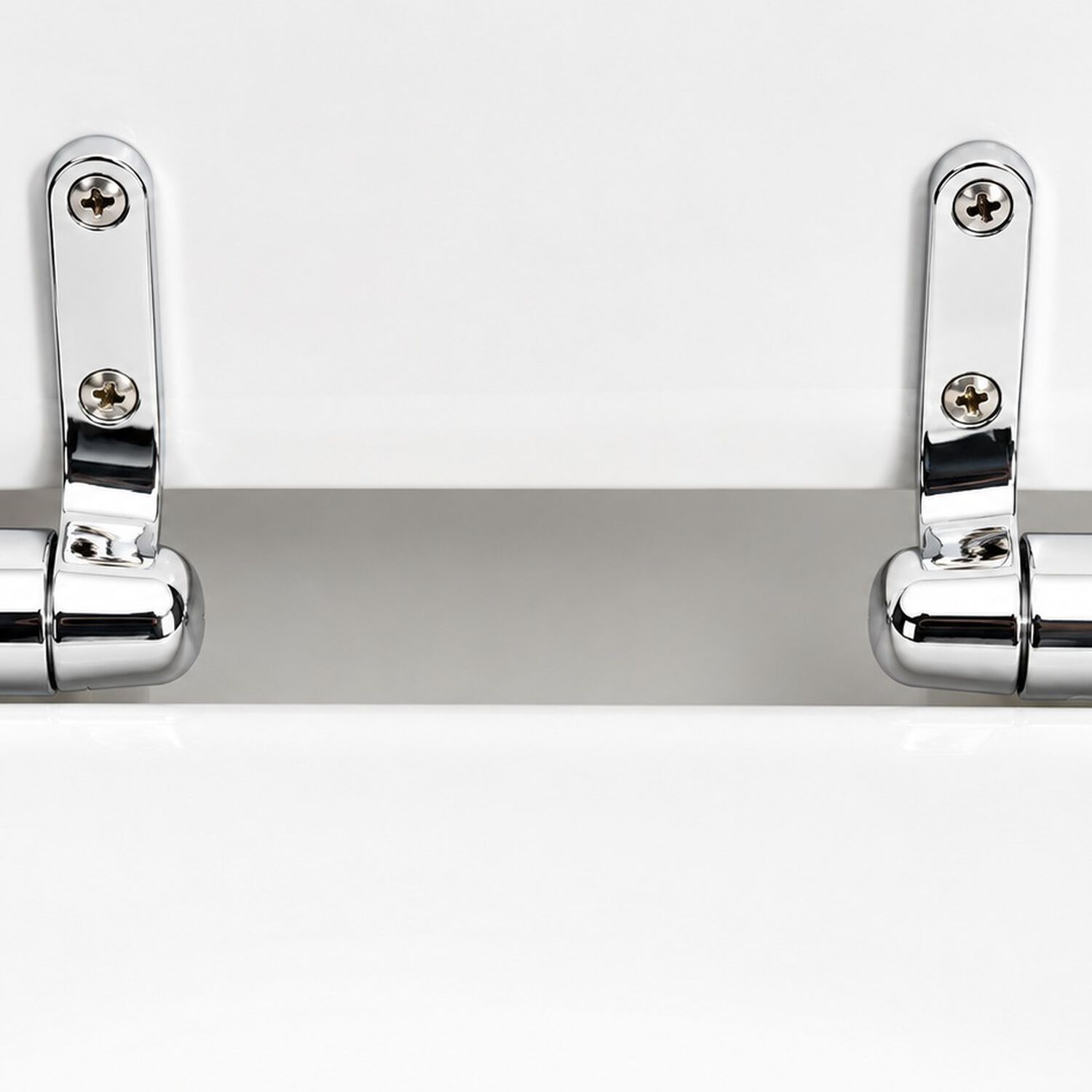 Asiento Tapa Wc Elongado De Madera Con Bisagras Metalica Y Cierre Sueve Modelo Hessen Marca Taumm image number 6.0