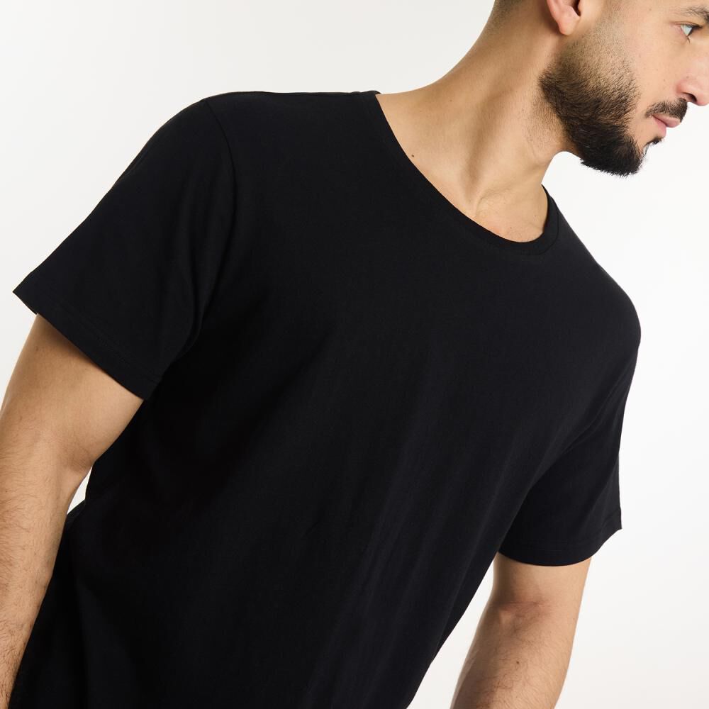 Polera Básica Slim Manga Corta Cuello Redondo Hombre Az Black image number 4.0