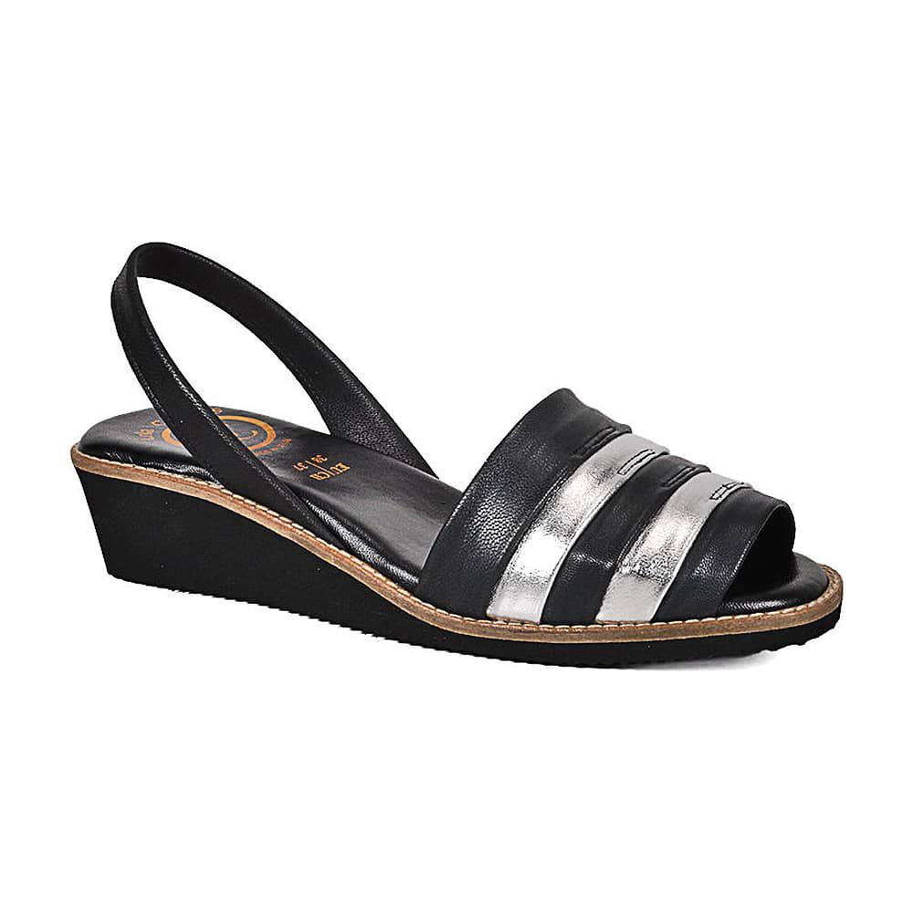 Sandalia Cuero Charmiane Negro Plata image number 0.0
