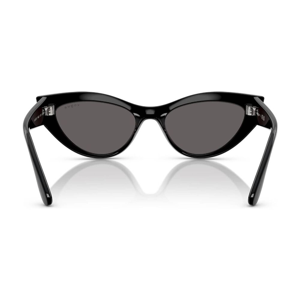 Lentes De Sol Negro Vogue Eyewear image number 2.0