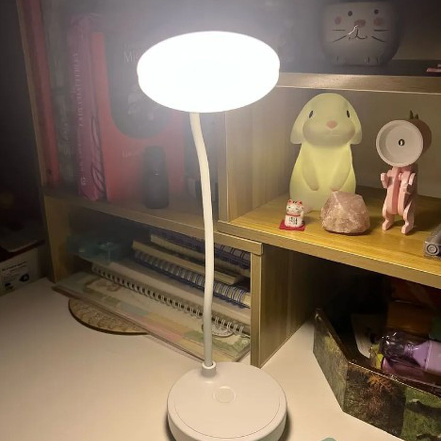 Lampara Led De Escritorio Recargable image number 1.0