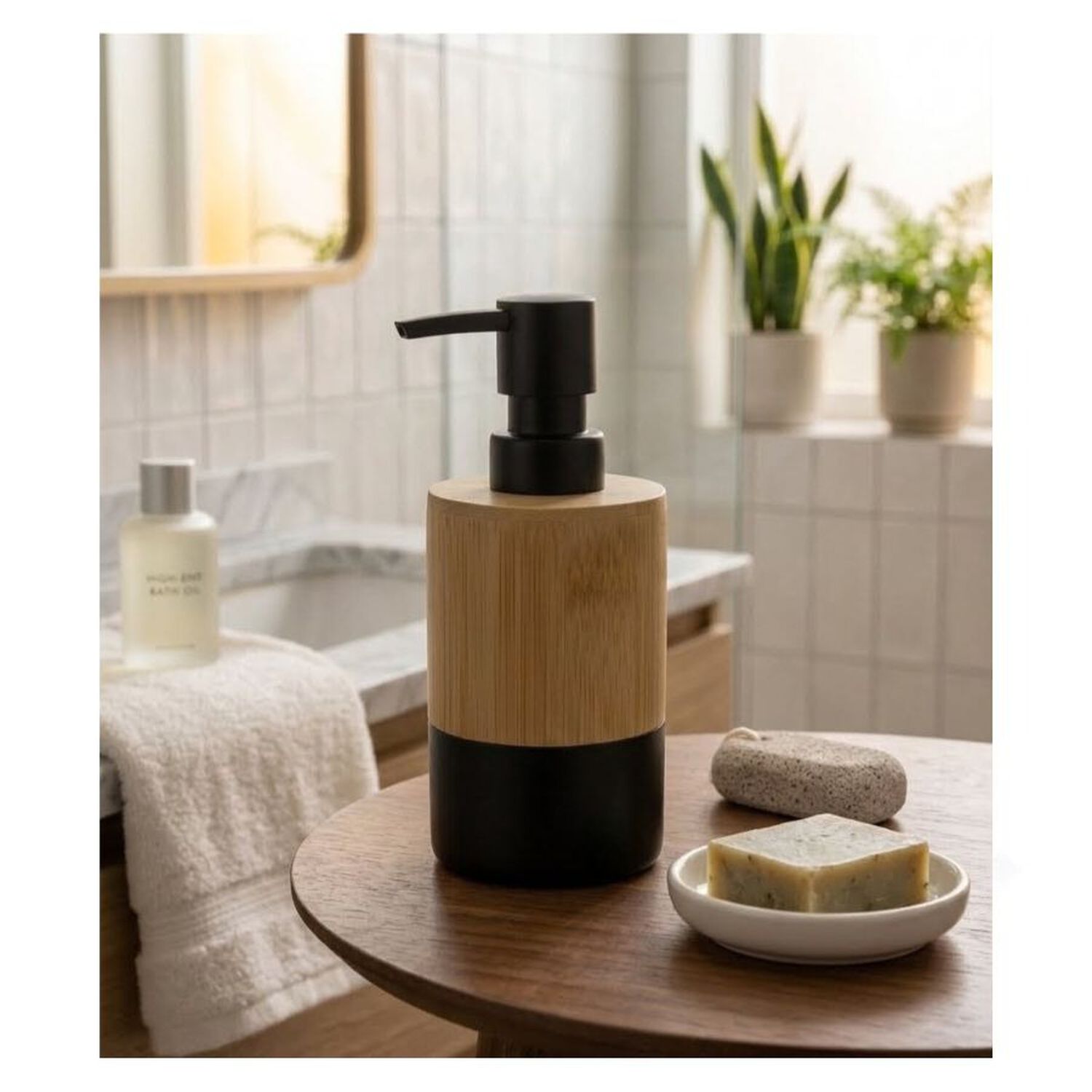 Dispensador De Jab&oacute;n Bamb&uacute; Natural Con Bomba Negro Mate Rellenable image number 3.0