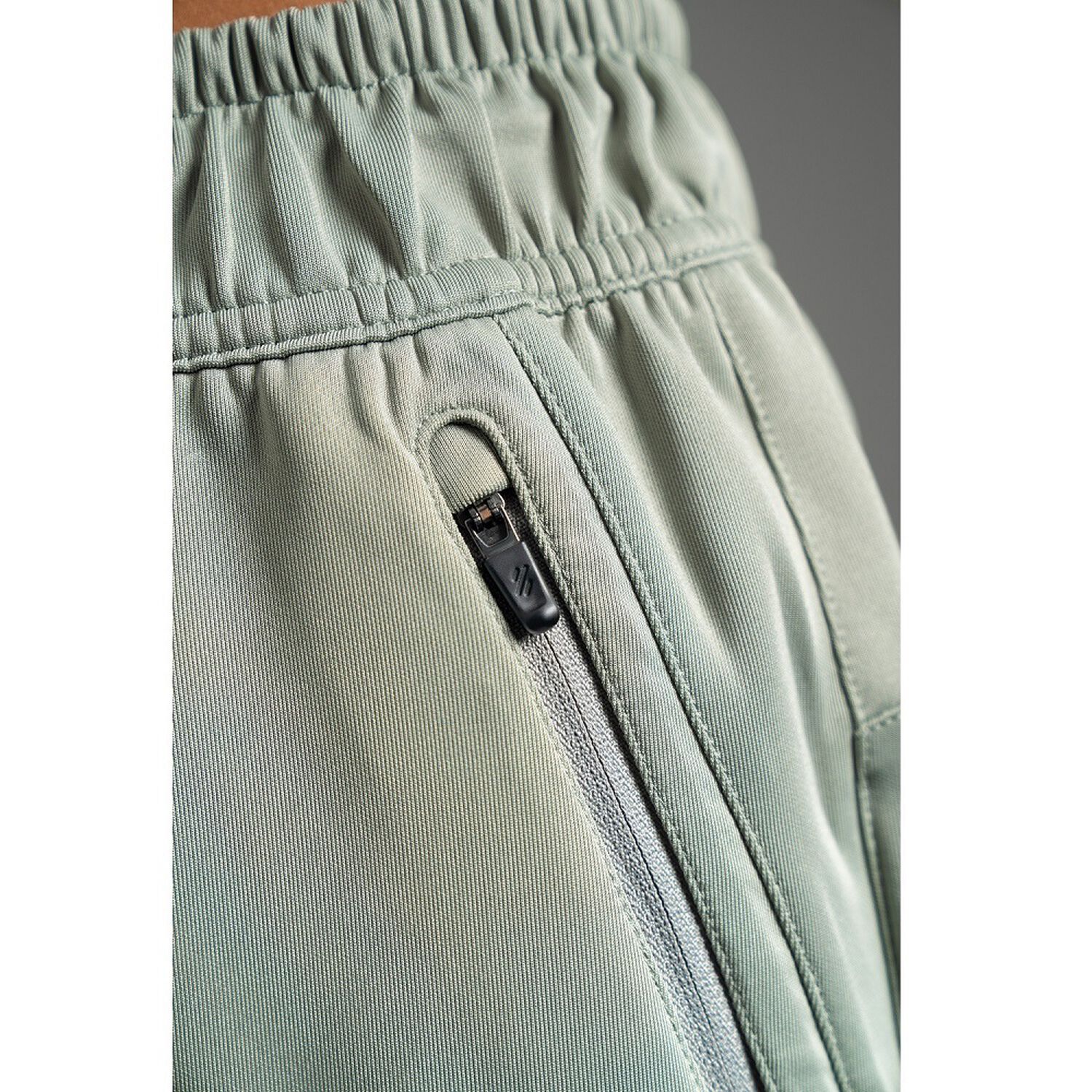Ultimate Jogger Sport Mujer Mineral Olive - L image number 4.0