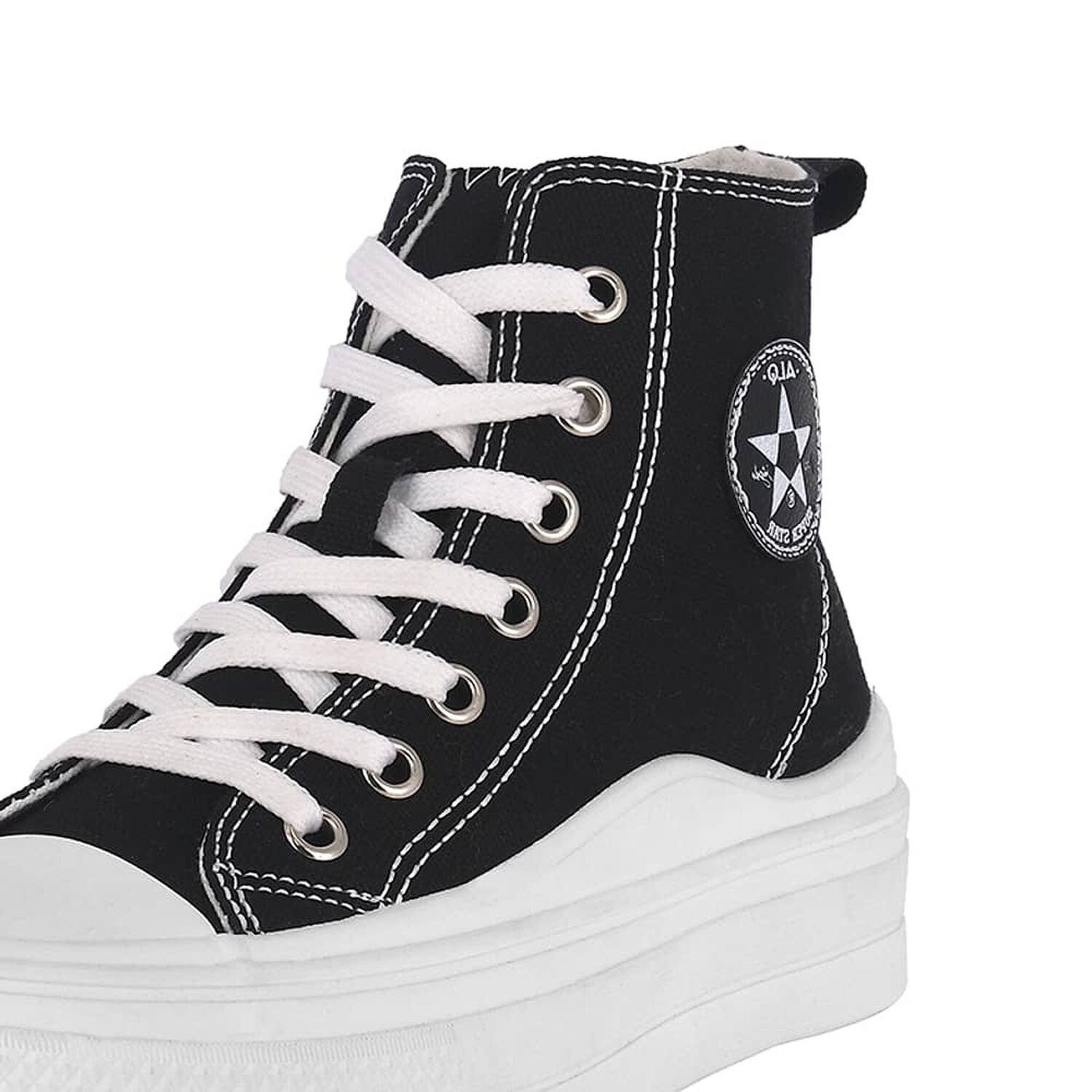 Zapatilla Acampe Negro Alquimia image number 3.0