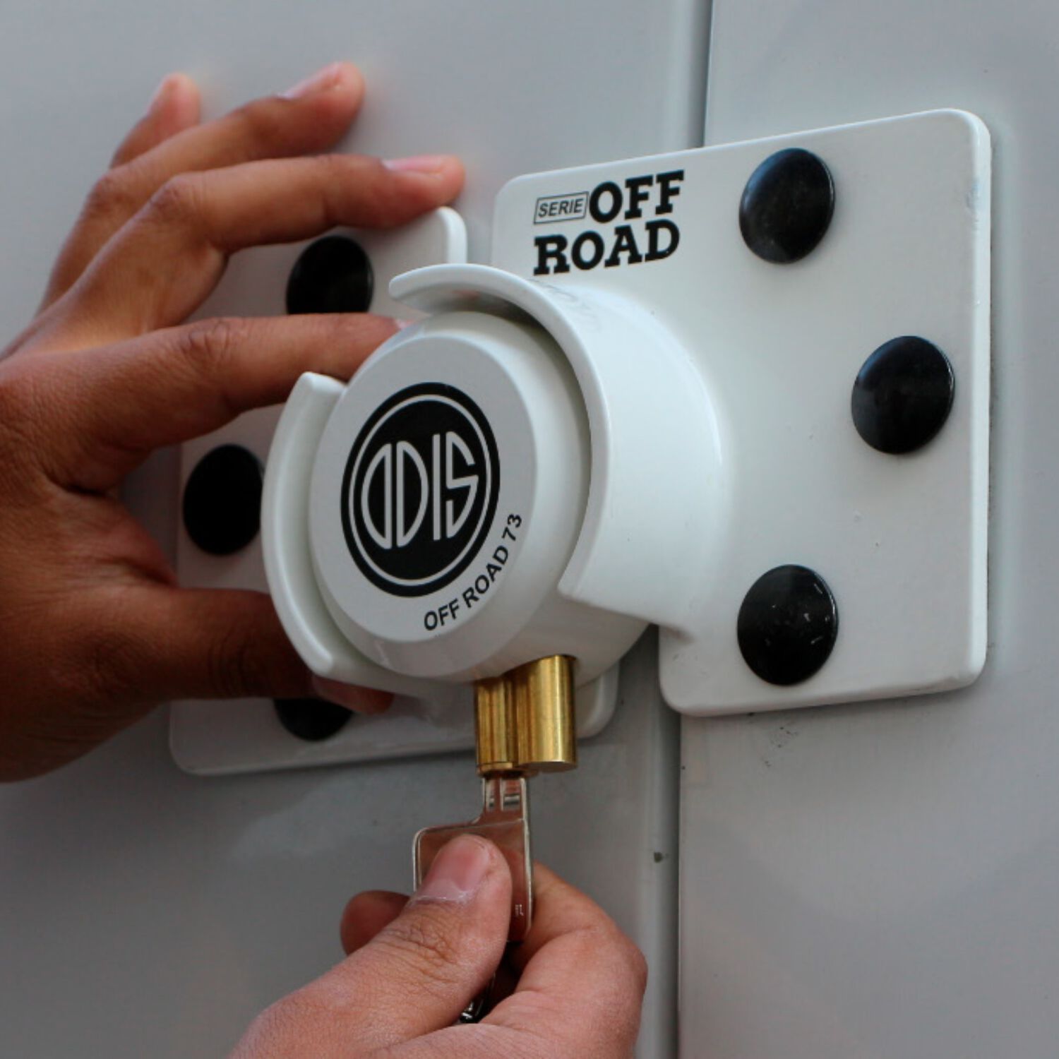 Candado Cerradura Odis Vanlock Off Road 173 Para Camionetas De Puertas Abatibles image number 0.0