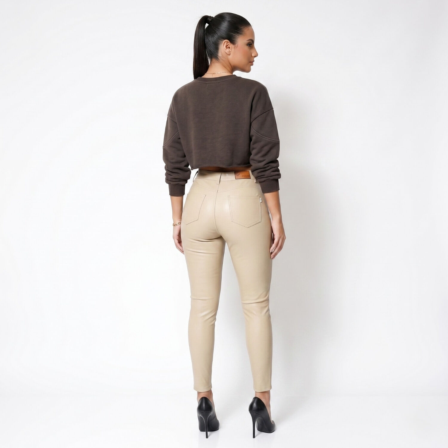 Pantalon Ecocuero Pu Tiro Alto Mujer image number 2.0